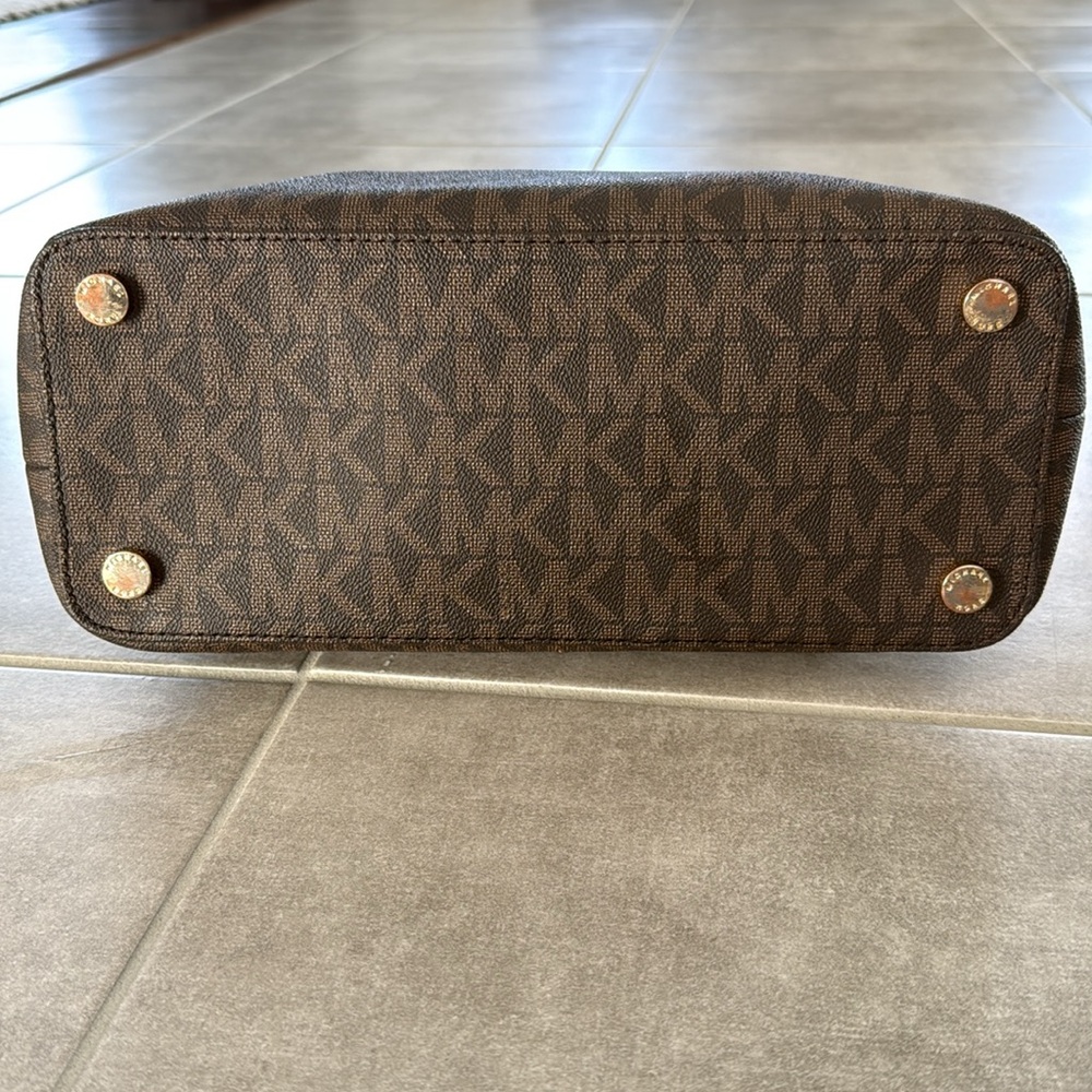 Michael Kors Morgan Signature Medium Brown Tote Bag Handbag -Excellent Condition - Picture 3 of 11